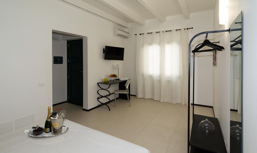 B&B Alla Stazione Палермо Екстериор снимка